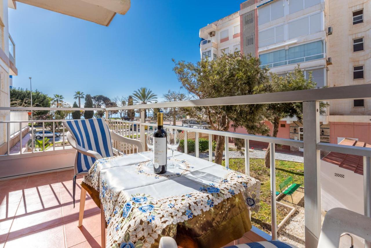 Seafront Apartment Торе дел Мар Екстериор снимка