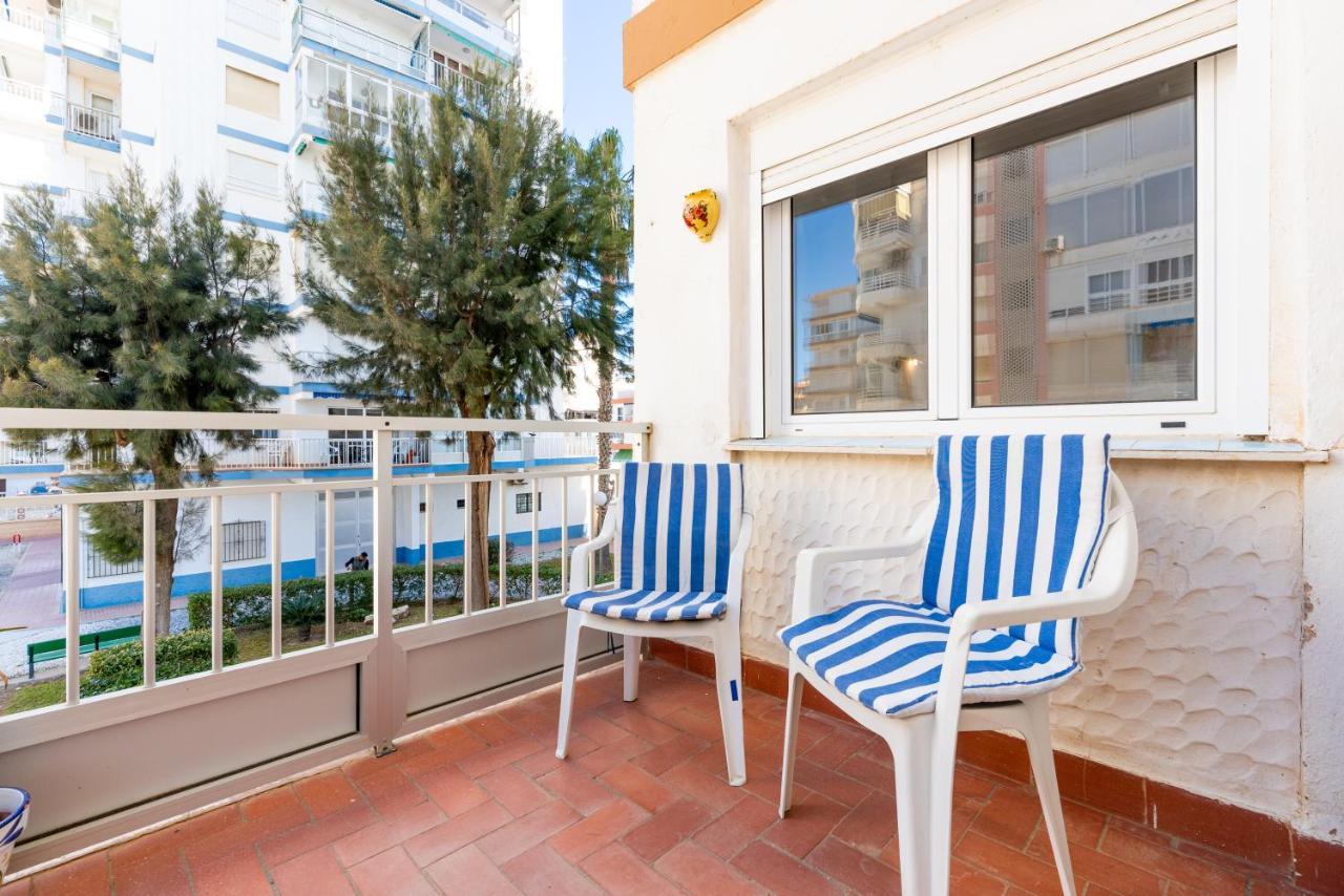Seafront Apartment Торе дел Мар Екстериор снимка